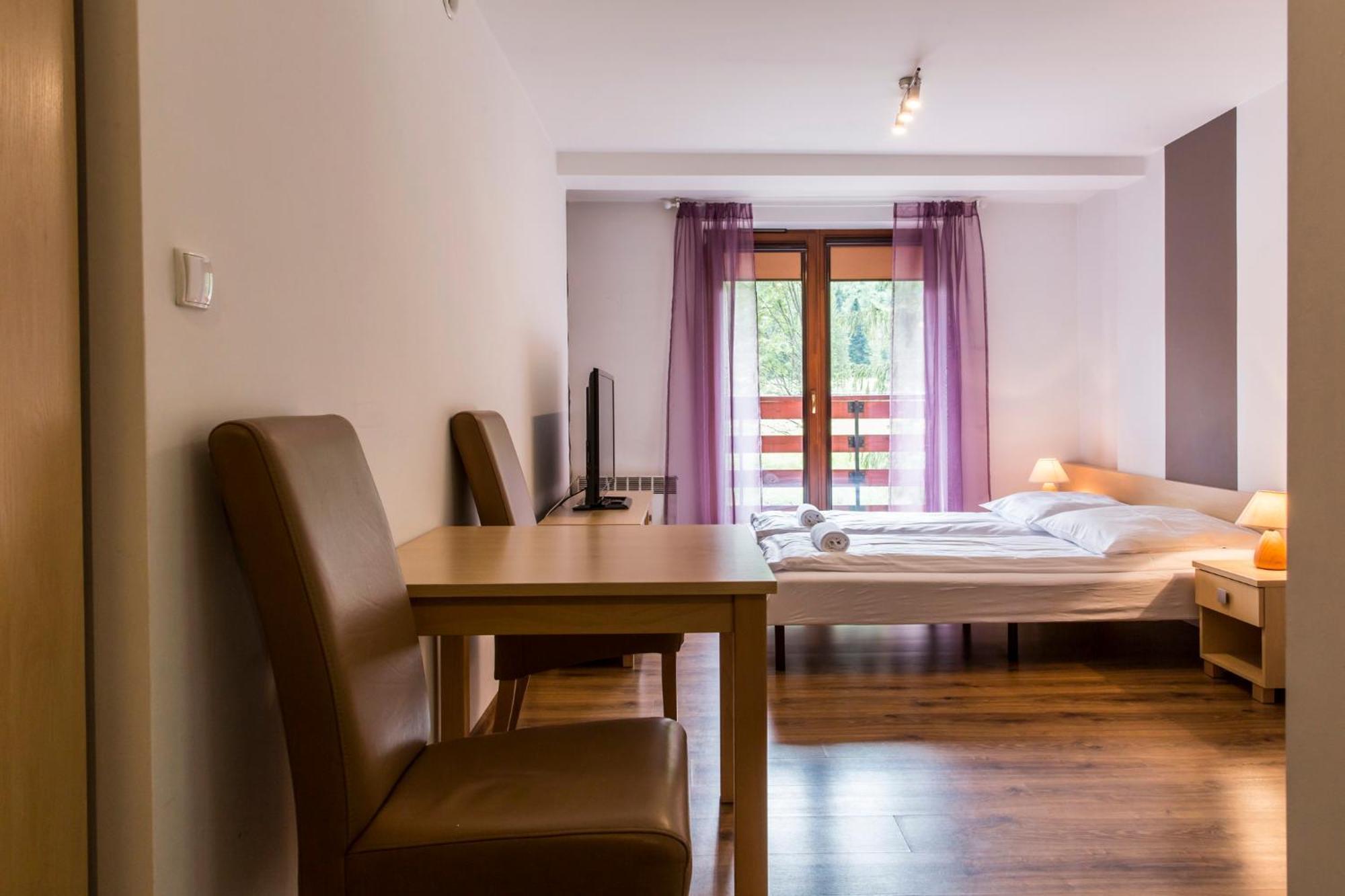 Udanypobyt Przy Dolinach E I F Apartment *